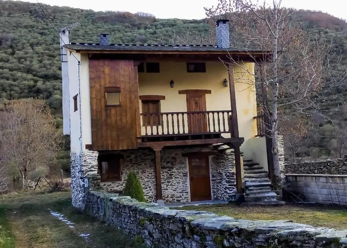 Casa Rural El Llao Y Los Fresnos - El Urogallo