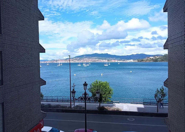 Estudio con vistas al mar en Baiona