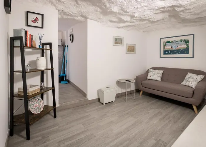 Casa Tunel Nido De Aguilas