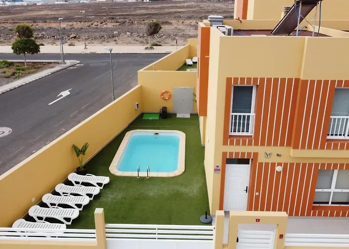 Mariposas Home Pool