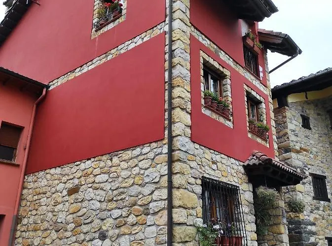 Casa La Nozalera En Villamayor