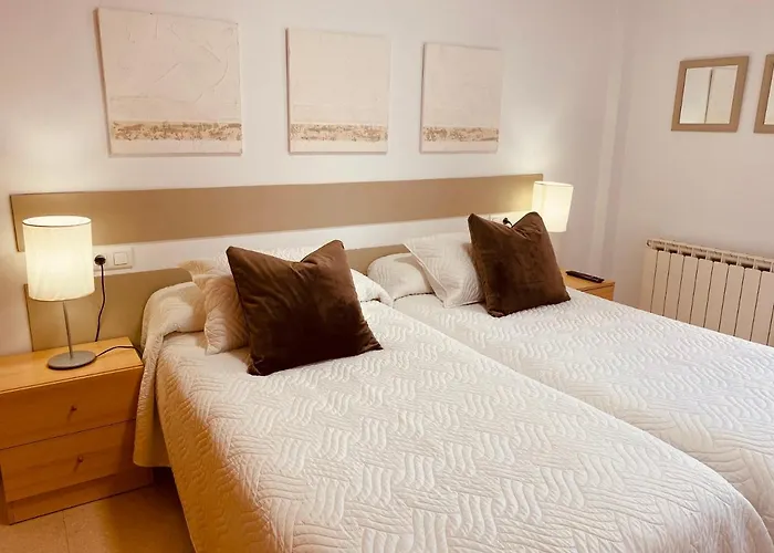 Apartamentos Alcaniz, Blanca