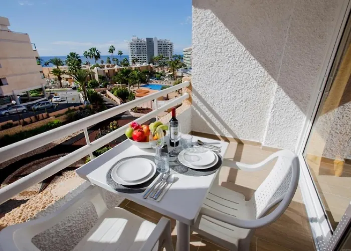 319 Modern Accommodation,Sea View, Wi Fi And Pool
