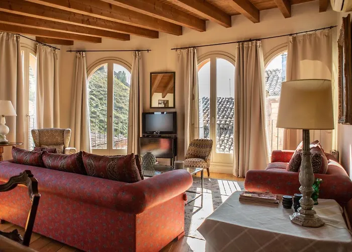 Apartamentos La Fonda