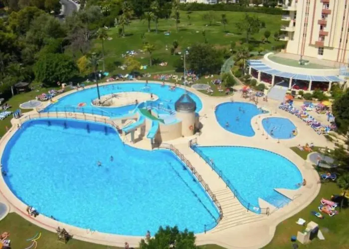 Minerva Sea View Apartment, 5 Pools, Balcony