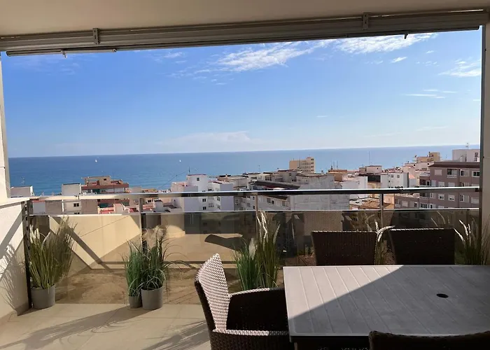 Sol y Mar
