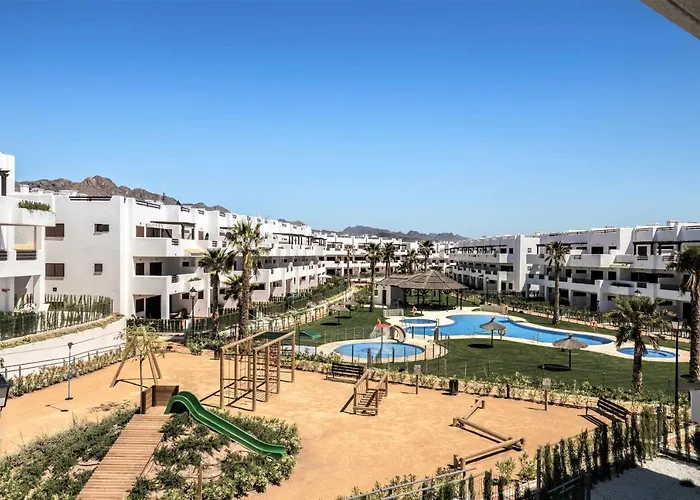 Girasol apartamento para 4 personas con piscina communitaria
