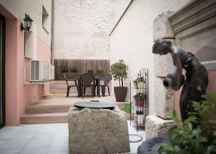 Apartamento en centro histórico con patio romano