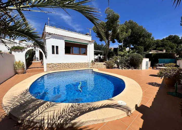 Los Molinos - By Aldertons