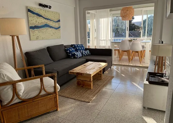 Apartamento RosarioyEmma - Primera línea de playa con vista mar