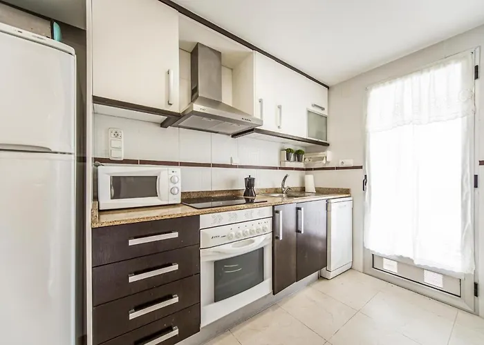 Awesome Apartment In Oropesa Del Mar With Sauna