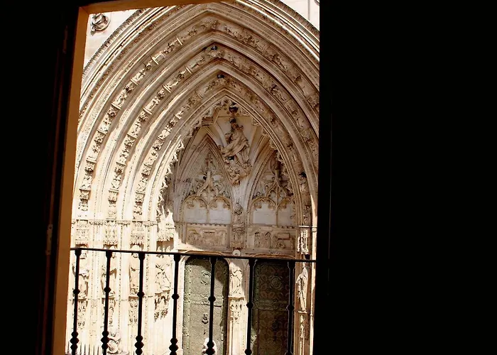 Puerta De La Catedral