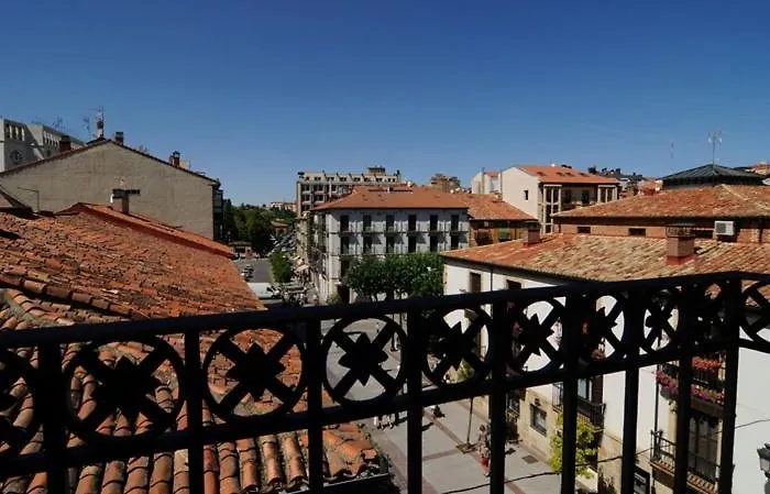Hosteria Solar De Tejada