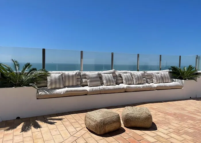 Infinity Sunny Home By Cadiz4Rentals