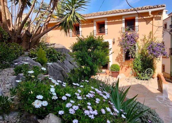 Les Penyetes Boutique Bed And Breakfast