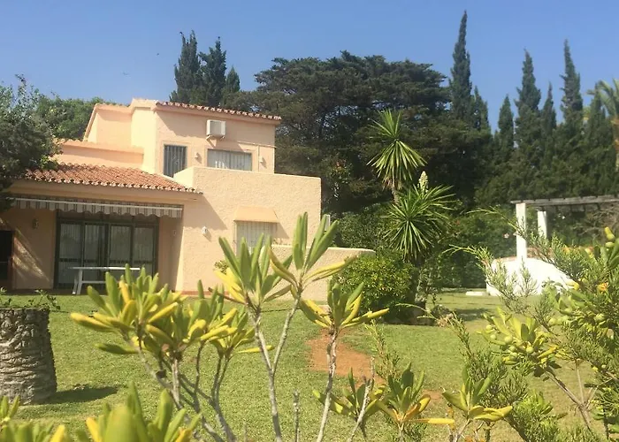 Marbesa Villas With Jacuzzi
