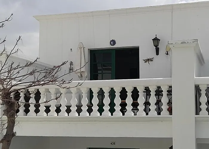Fabulous 1-Bed Apartment In Puerto Del Carmen