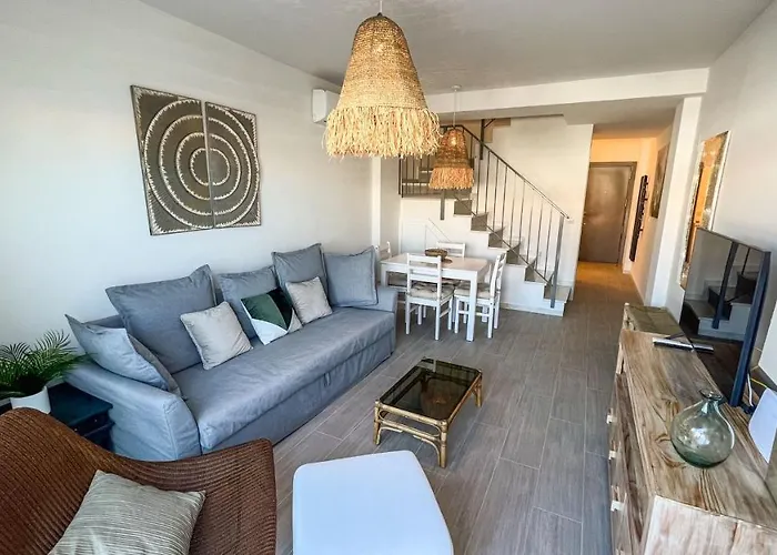 Tarifa Cozy House - Pool - Parking - Family