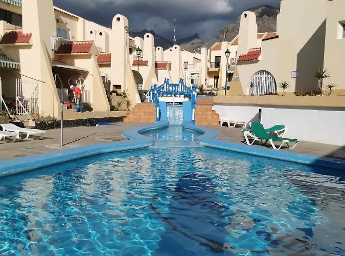 Excelent Location 5 Min To The Beach