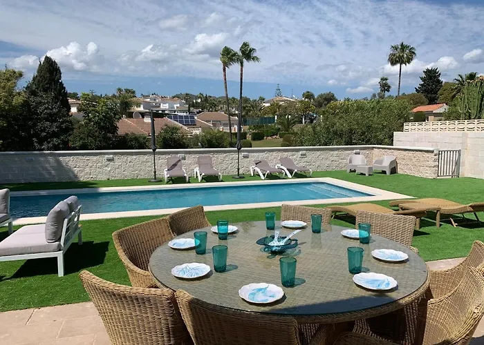 La Casa Contenta, Sitio De Calahonda, Mijas Costa, Costa Del Sol