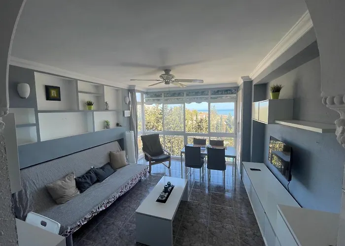 Luxe Apartment, Pool, Chillout, Beach