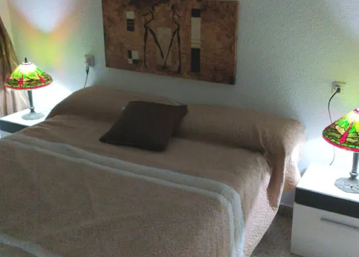 habitación doble en apartamento compartido dream in malaga, junto a Vialia y playa