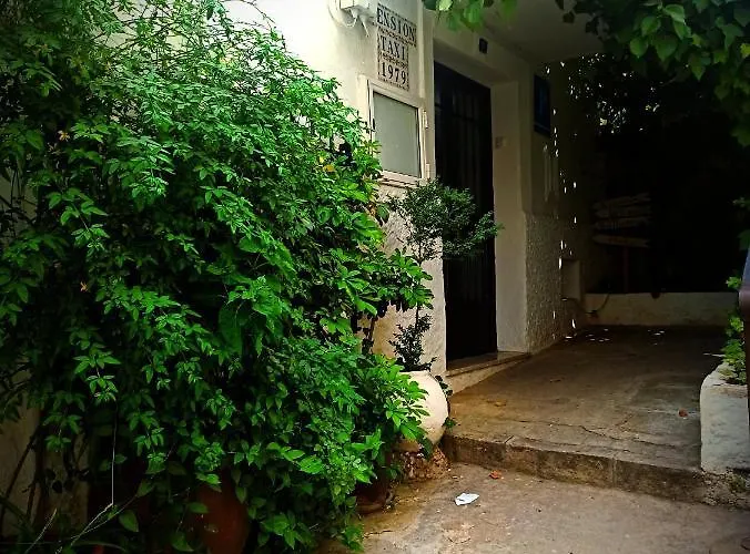 Casa Kalma (antes Pensión Taxi)