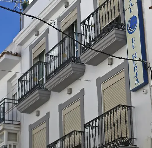 Hostal Luna De Nerja