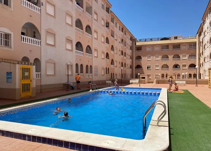 Amazing 2-Bedrooms Apartment With Pool Torrevieja Center