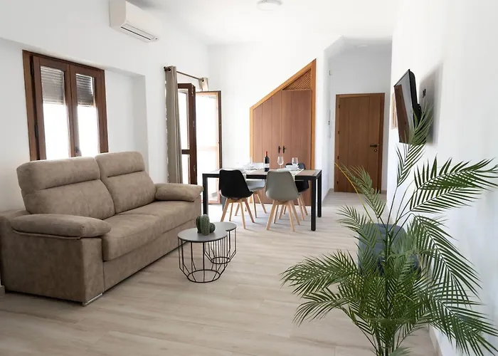 Apartamentos Carmen Plaza