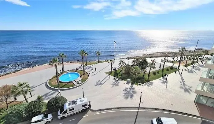 Precioso ático frente al mar. Torrevieja playas.