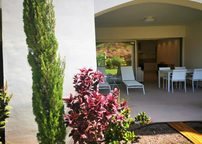 Brand New Apartment Surrounded By Tropical Gardens!