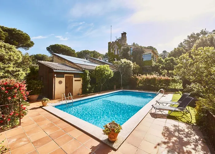 Main Villa: La Bruguera de Púbol