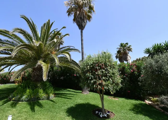 Villa With Separate Apartment
