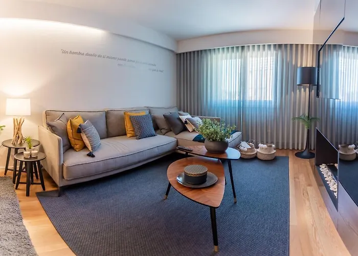 Impresionante Apartamento En Plaza De Galicia