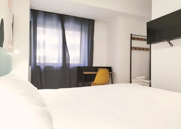 Hostal Carmen By Gaiarooms