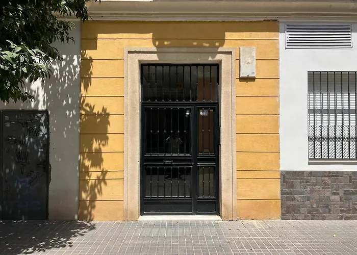 Apartamento La Calahorra Con Parking Gratuito