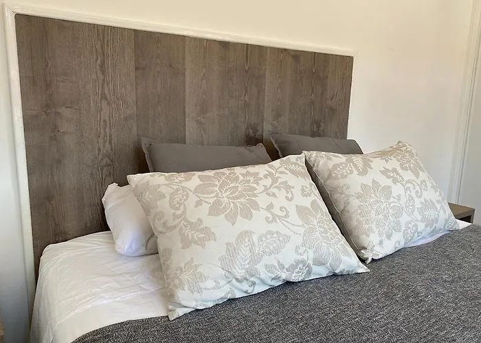 O Largo Rooms