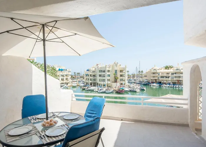 Apartment Puerto Marina