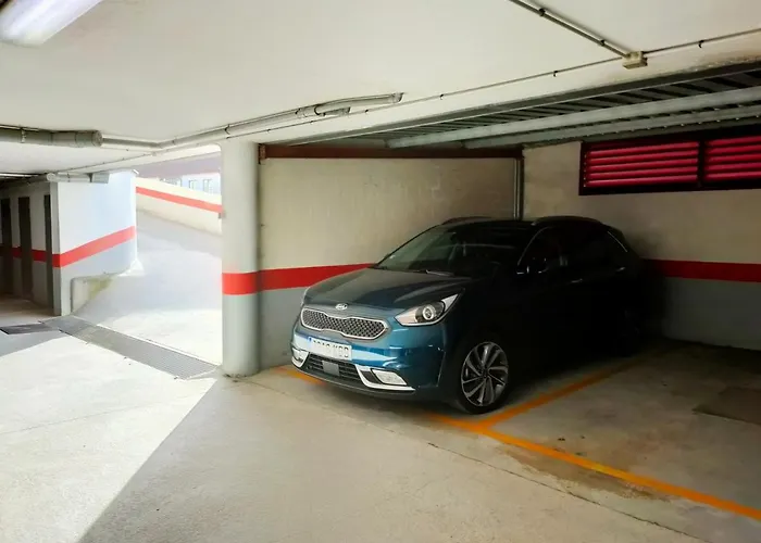 Sildavia VUT con Parking y Desayuno Continental