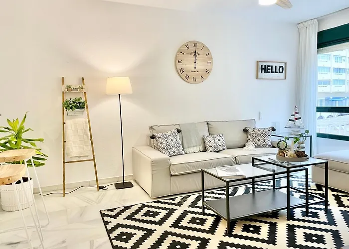 Rs 16 Studio Center Of Marbella By Eaw Homes