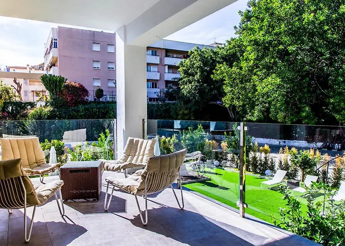Dimona Suites