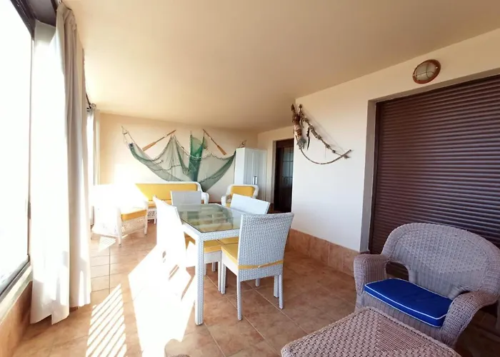 Apartamento premium vistas laterales al mar
