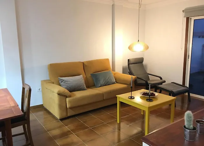 Acogedor y Luminoso piso con balcón
