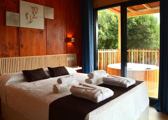 Cabanas Compostela - Cabana Pedroso Con Banera De Hidromasaje