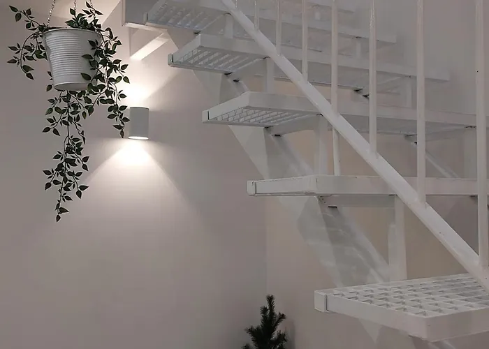 Moderno Apartamento Con Terraza Al Lado Paseo Maritimo De La Guardia.