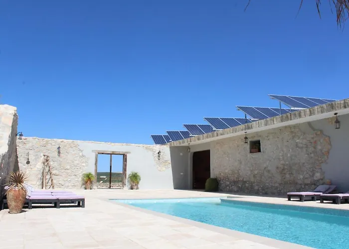 Room In Villa - Beautiful Accommodation At The Heart Of Andalusia