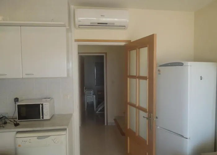 Apartamento Llanca A 300 Metros De La Playa