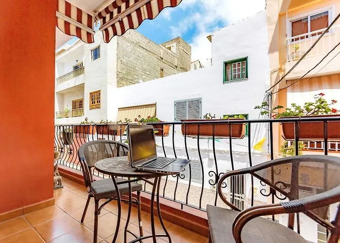 Playa San Juan Apartment
