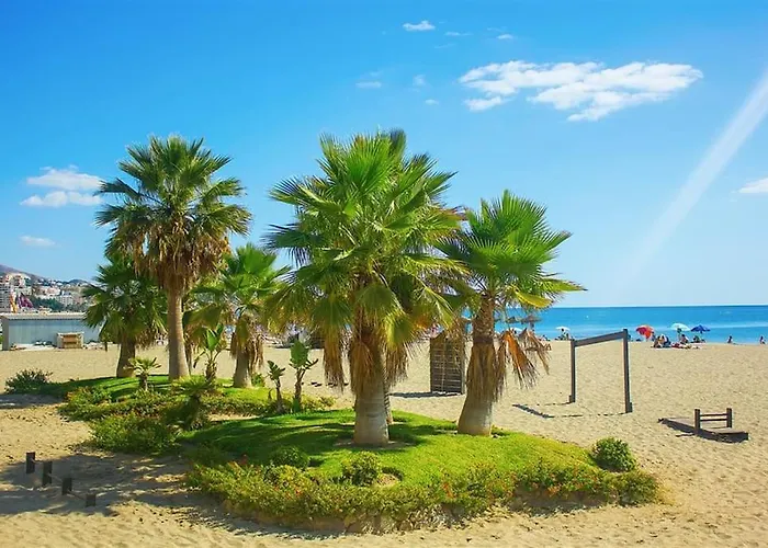 Lovely Central 2 Bed Apartment Close To The Beach And Stations